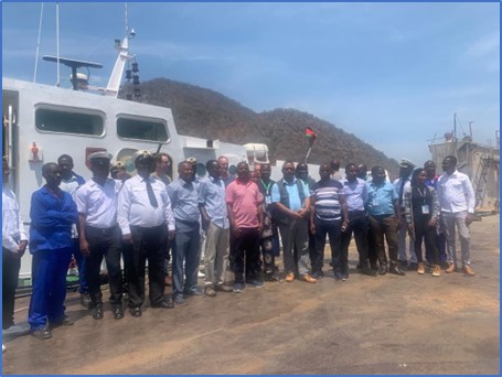 AGLRsWG members waiting to board survey vessel RV Timba as part of the AGLRsWG meeting